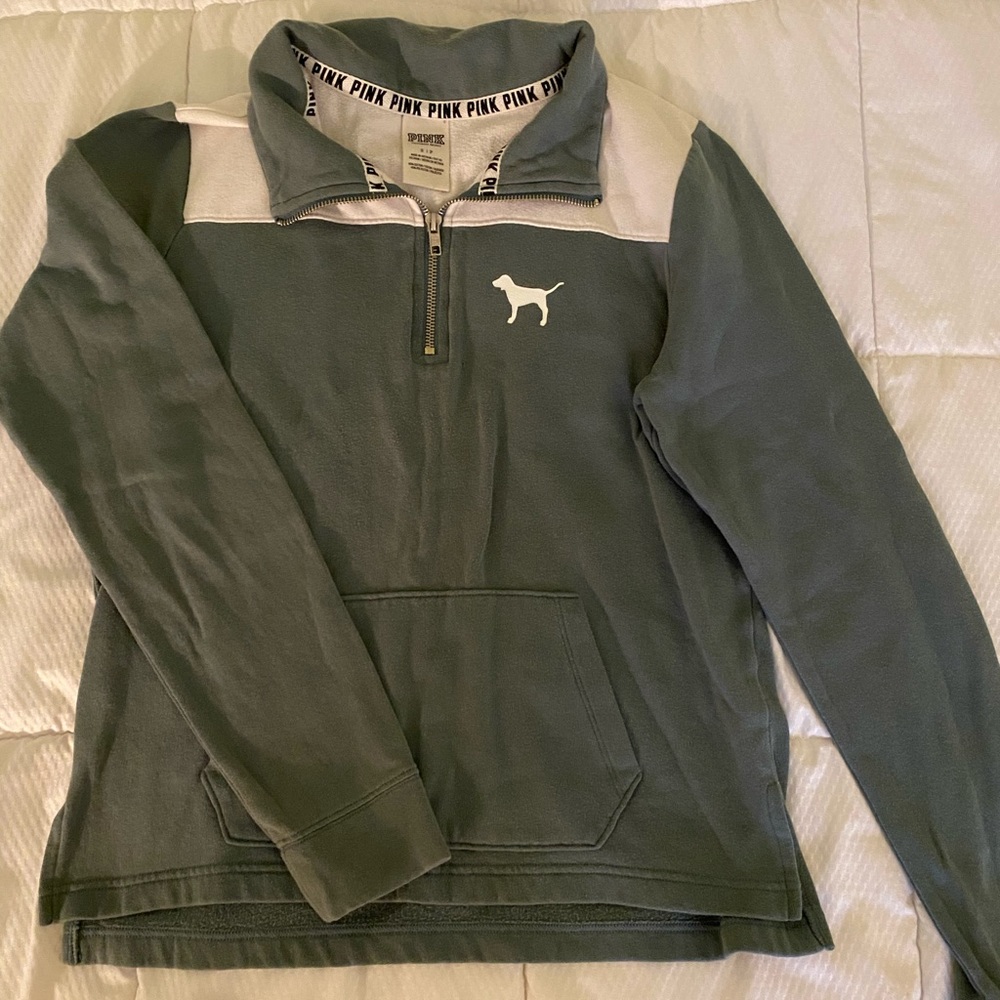 VS pink quarter zip-olive